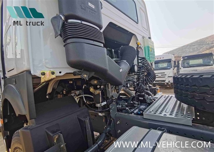 Sinotruk HOWO New 10 Wheeler Heavy Duty 4X2 6X4 400HP 430HP Trailer