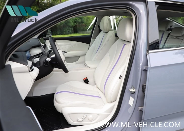 2024 NEW Geely XingRui L HEV Sedan
