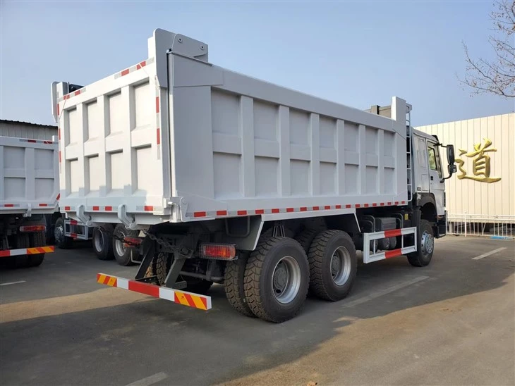 New Sinotruk HOWO 371HP 6x4 Dump Truck Right-hand Drive